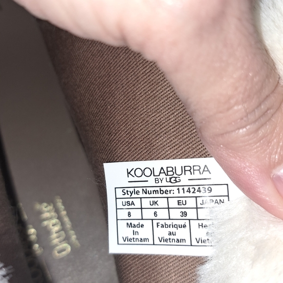 Ladies Koolaburra by Ugg Daianna Faux Fur Booties Brown Ortholite Comfort Size 8 - Picture 9 of 9